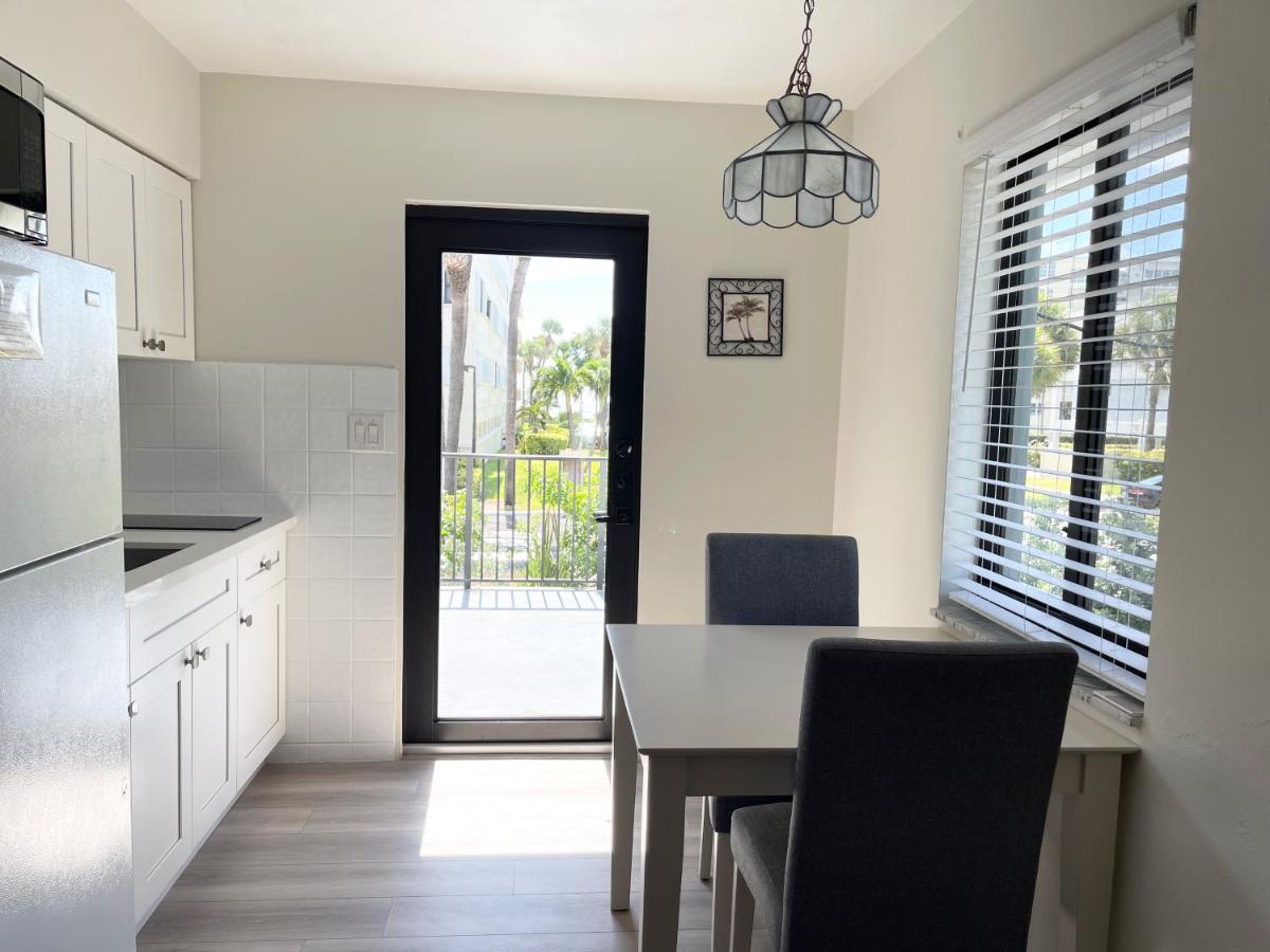 Tropic Isle Beach Resort Deerfield Beach Extérieur photo